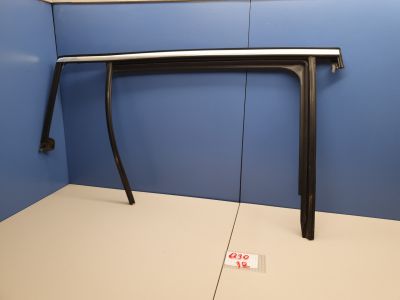 уплотнитель стекла двери задней правой для Infiniti Q30 QX30 H15E 2015-