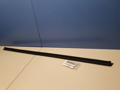 Накладка стекла передней правой двери для Hyundai i40 2011-2019