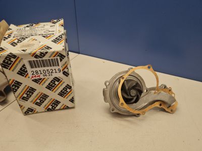 Помпа (насос водяной) для Ford Galaxy 1995-2006