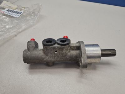 Цилиндр тормозной главный для Ford Mondeo 2 1994-2001