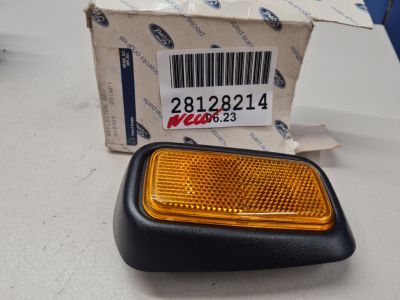 Отражатель в бампер левый для Ford Transit 2006-2013