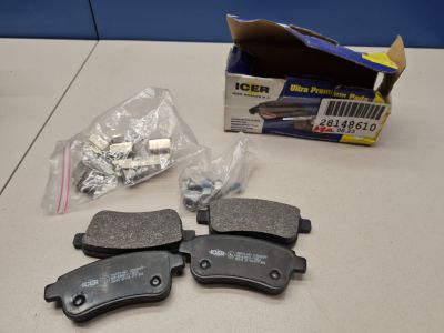 Комплект тормозных колодок для Mercedes GL-klasse X166 GL GLS 2012-