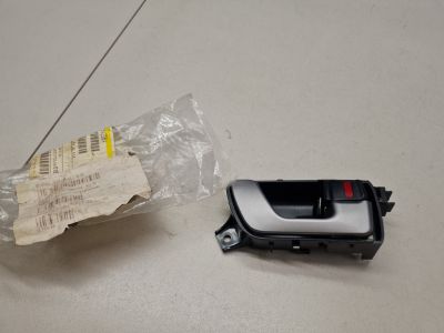 Ручка двери внутренняя для Mitsubishi Pajero Montero V6 V7 2000-2006