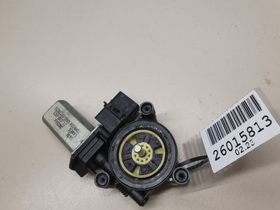 Моторчик стеклоподъёмника передний правый для BMW M3 F80 2014-