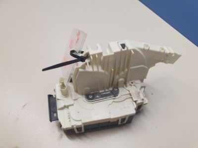 Замок двери передней правой для Mercedes CLA-klasse C117 2013-2019