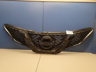 Решетка радиатора для Nissan Qashqai J11E 2014-