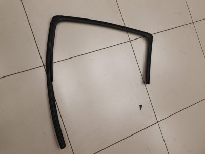 уплотнитель стекла двери задней правой для Chevrolet Aveo T300 2011-2015