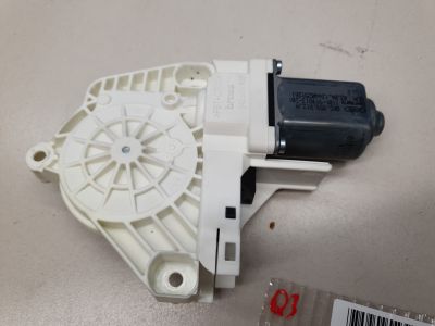 Моторчик стеклоподъёмника задний правый для Audi Q3 8U 2012-2018