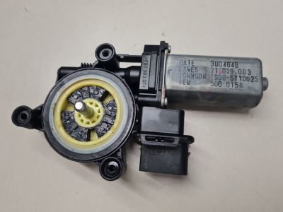 Моторчик стеклоподъёмника задний левый для Mini F55 2014-