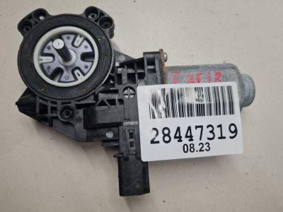 Моторчик стеклоподъёмника задний правый для BMW X3 F25 2010-2017