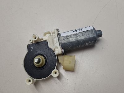 Моторчик стеклоподъёмника передний правый для BMW X6 E71 E72 2007-2014