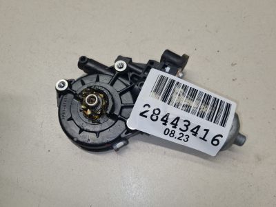 Моторчик стеклоподъёмника задний правый для Toyota Hilux 2005-2015