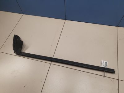 Уплотнитель стекла двери передней правый для BMW 6 F12 F13 2011-2017