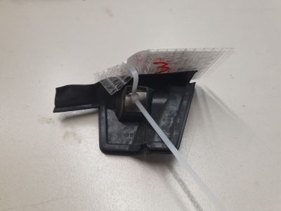 Уплотнитель двери передней левой для BMW i3 I01 2013-2023