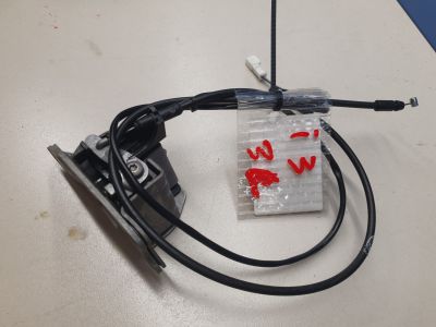 Замок двери задней левой для BMW i3 I01 2013-2023