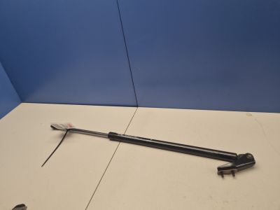 Амортизатор двери багажника левый для Nissan X-Trail T32 2014-