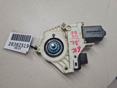 Моторчик стеклоподъёмника задний левый для Audi A4 B8 Allroad quattro 2009-2016