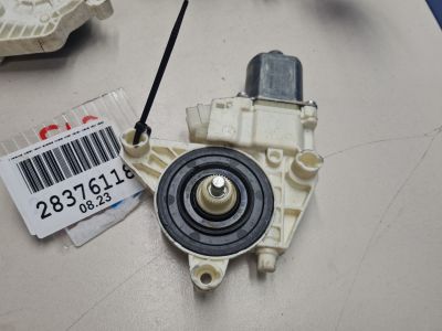 Моторчик стеклоподъёмника задний правый для Mercedes E-klasse W212 2009-2016