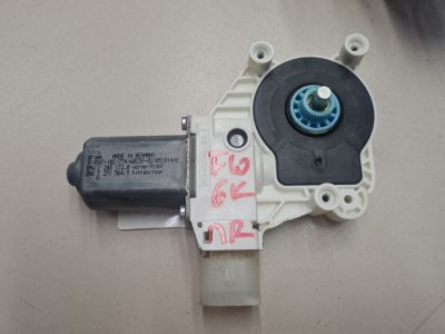 Моторчик стеклоподъёмника правый для BMW 5 F10 2009-2017