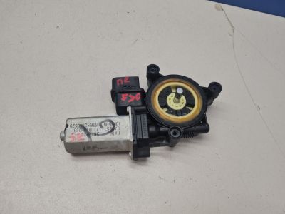 Моторчик стеклоподъёмника передний правый для BMW 3 F30 2011-2018