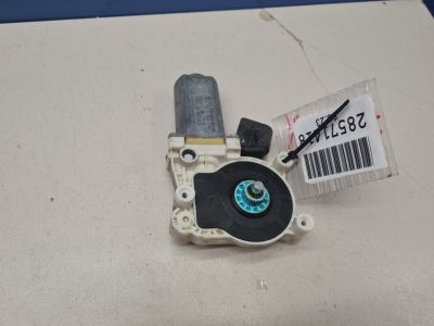 Моторчик стеклоподъёмника передний правый для BMW X6 F16 2014-2020