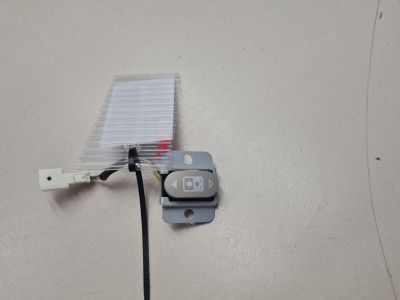 Кнопка люка для Nissan Qashqai J11E 2014-