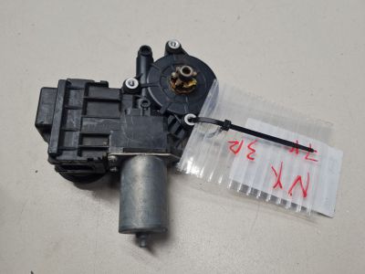 Моторчик стеклоподъёмника задний правый для Lexus NX Z10 2014-