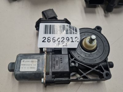 Моторчик стеклоподъёмника задний левый для Opel Astra J 2009-2017