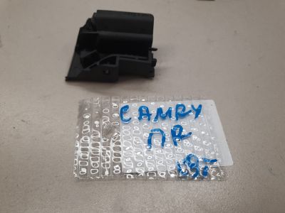 Заглушка передней правой двери для Toyota Camry V70 2017-