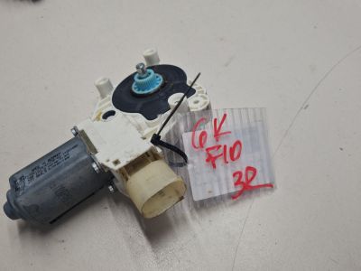 Моторчик стеклоподъёмника задний правый для BMW 5 F10 2009-2017