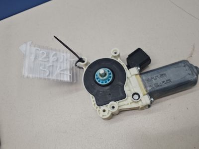 Моторчик стеклоподъёмника передний левый для BMW X4 F26 2014-2018