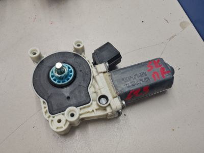 Моторчик стеклоподъёмника передний левый для BMW X5 F15 2013-2018