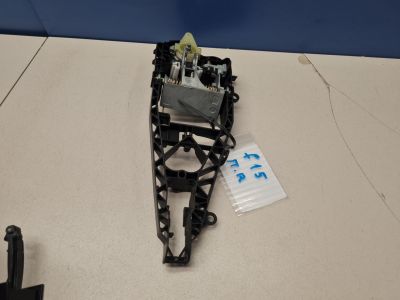 Кронштейн ручки двери передней правой для BMW X5 F15 2013-2018