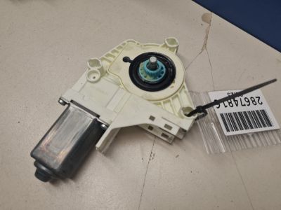 Моторчик стеклоподъёмника задний правый для Land Rover Range Rover Sport 2005-2012