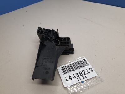 Кронштейн замка двери передний правый для Mercedes E-klasse W213 2016-