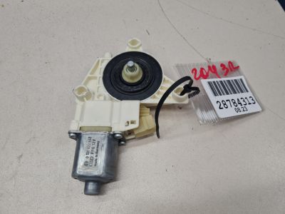 Моторчик стеклоподъёмника задний левый для Mercedes C-klasse W204 2007-2015