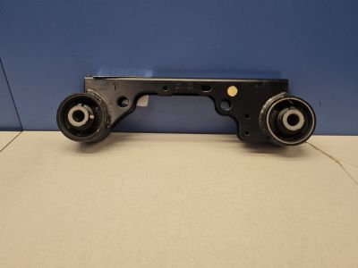 Кронштейн редуктора для Nissan Murano Z52 2015-