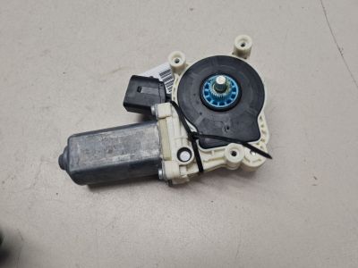 Моторчик стеклоподъёмника правый для BMW X4 F26 2014-2018