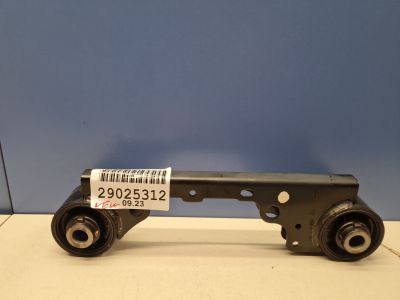 Кронштейн редуктора для Nissan Murano Z52 2015-