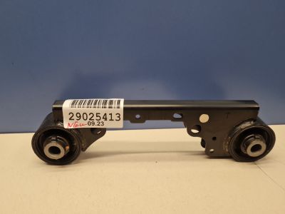 Кронштейн редуктора для Nissan Murano Z52 2015-