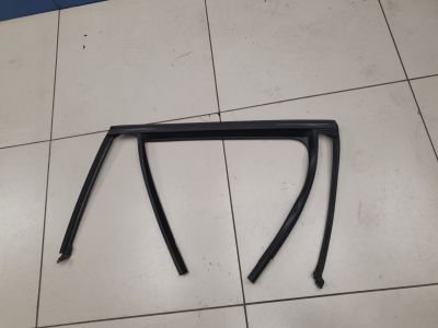 Уплотнитель стекла двери задний правый для Mercedes GLC-klasse X253 2015-