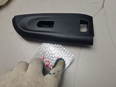 Накладка обшивки двери передней правой для Fiat 500X 2014-2023