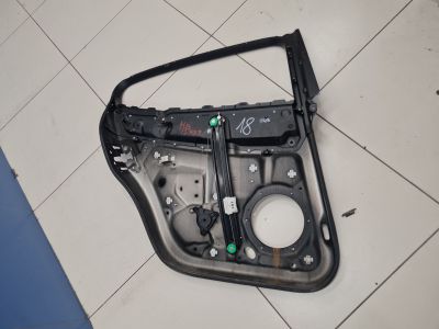 Рамка двери задней правой для Porsche Panamera 2010-2016