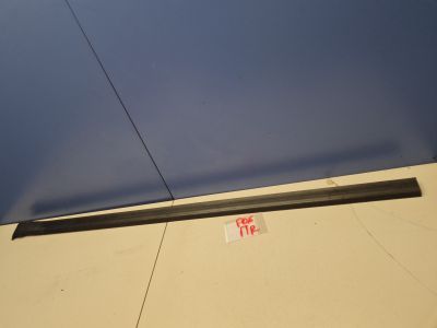 Уплотнитель двери передней правой для BMW 6 F06 Grand Coupe 2011-2017