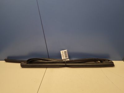 Уплотнитель стекла двери задний левый для Ford Kuga 2012-2019