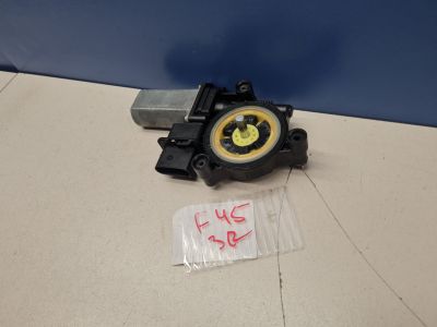 Моторчик стеклоподъёмника задний правый для BMW 2 F45 F46 Tourer 2014-