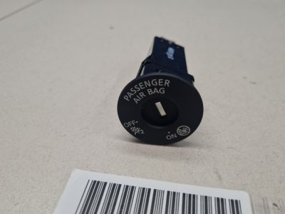 Выключатель пассажирской Air Bag для Nissan Murano Z52 2015-