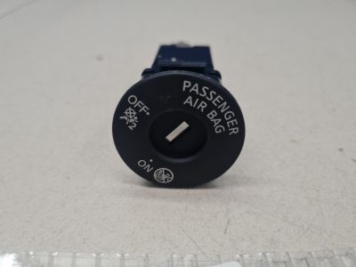 Выключатель пассажирской Air Bag для Nissan Pathfinder R52 2014-