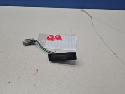 Кнопка открывания багажника для Nissan Qashqai J10 2006-2014