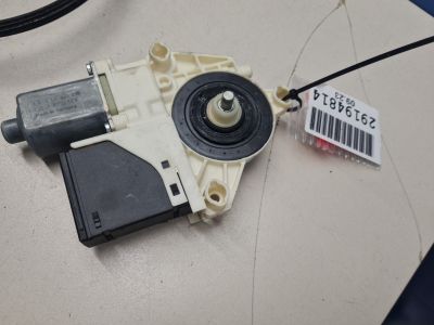 Моторчик стеклоподъёмника задний левый для Renault Megane 3 2009-2016